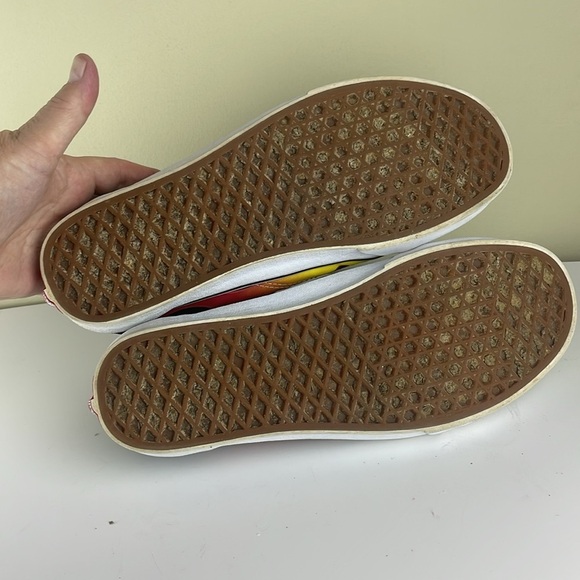 Vans Old Skool Shoes Mens Red Flames Canvas Suede Sneaker Low Top Sz 10.5 - Picture 8 of 12